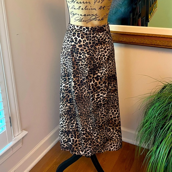 Nasty Gal leopard pencil skirt - size 6 - Picture 5 of 6